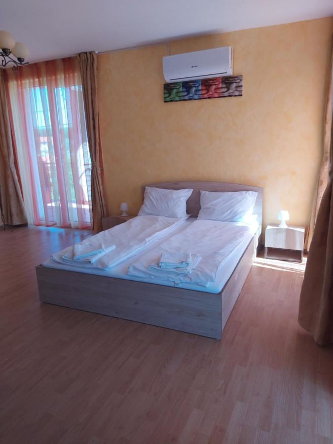 Hotel Casa Eric Băile Felix Esterno foto