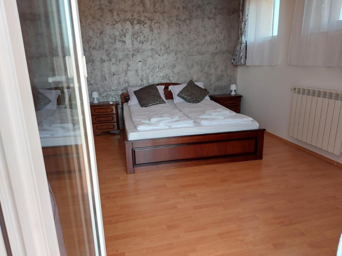 Hotel Casa Eric Băile Felix Esterno foto